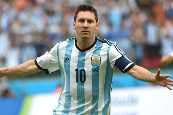 梅西最適合在哪個(gè)球隊(duì)踢球?