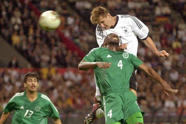 足壇頭球能力最強的是誰?